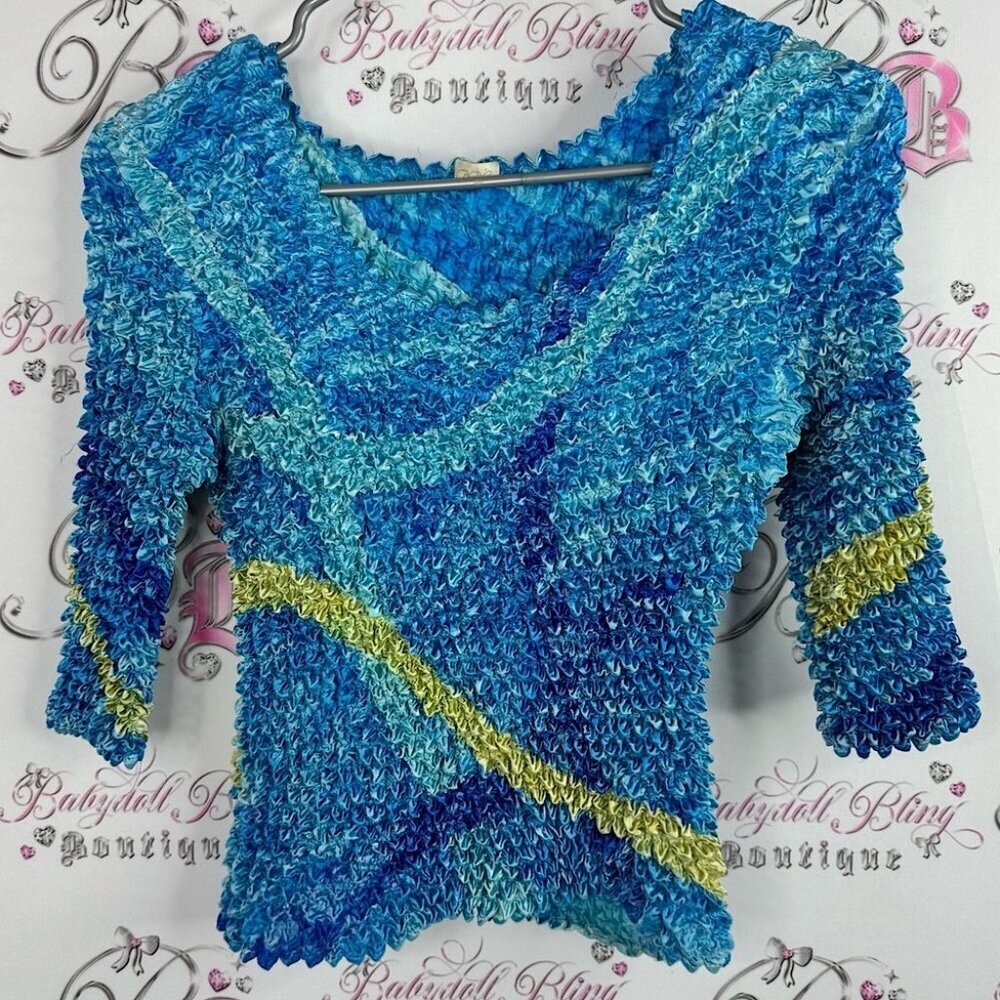 Cadie bubble top abstract artist style Blue and Yellow Textured Top